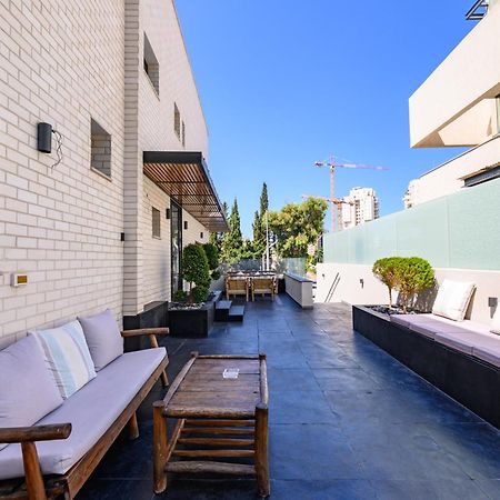 Rokah Luxury Villa At Ramat Hahayal Tel Aviv Exterior photo