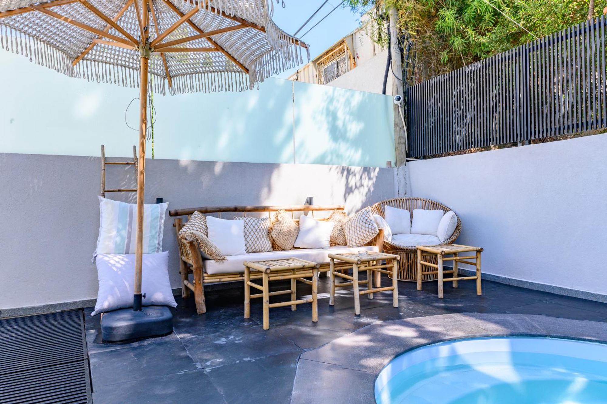 Rokah Luxury Villa At Ramat Hahayal Tel Aviv Exterior photo