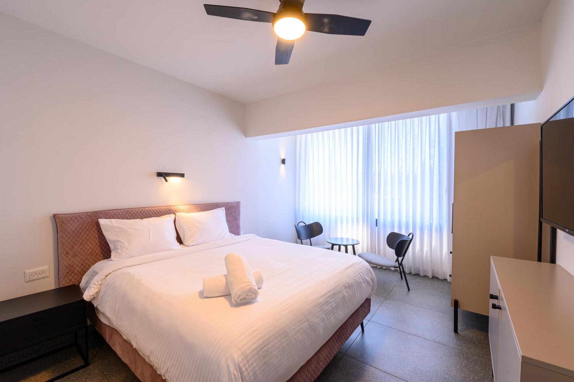 Rokah Luxury Villa At Ramat Hahayal Tel Aviv Exterior photo